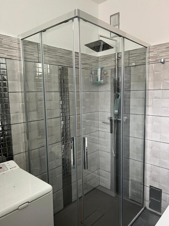 Gorgeous 2 Bedrooms Holiday Apartement Nice Bagian luar foto