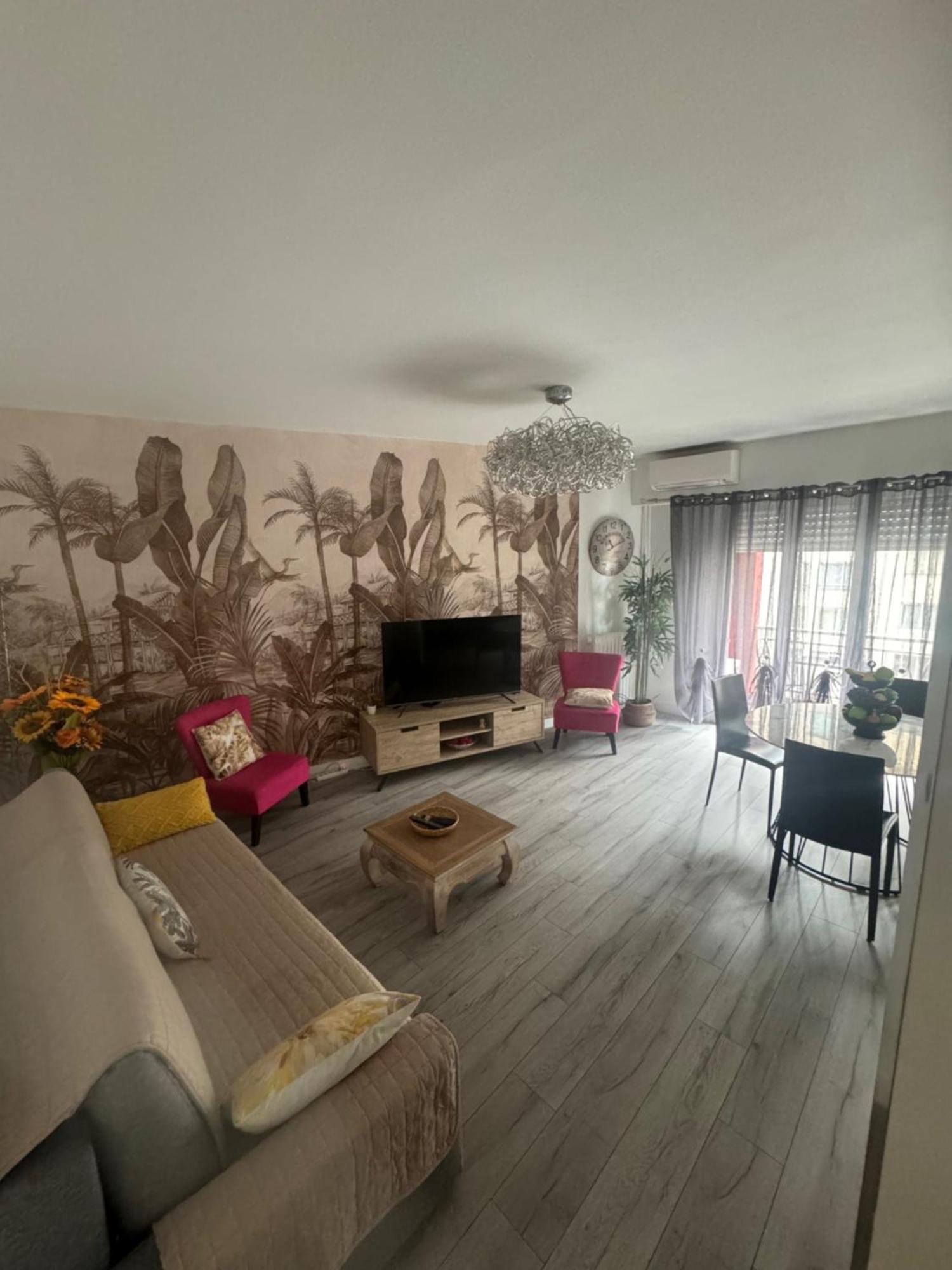 Gorgeous 2 Bedrooms Holiday Apartement Nice Bagian luar foto